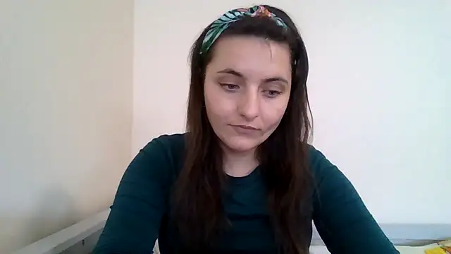 DInaraXRose online show from 11/06/25, 11:11