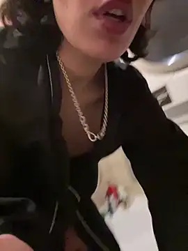 Piggiteablacktea online show from 01/17/26, 06:33