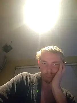 piercingpik online show from 10/18/25, 05:35