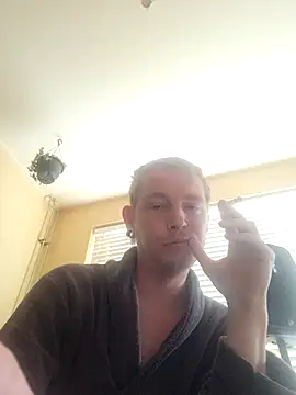 piercingpik online show from 04/05/26, 11:51