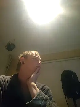 piercingpik online show from 04/16/26, 08:20