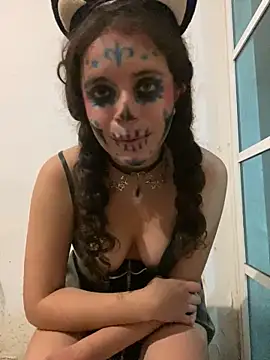 Lucy YupiSweet online show from 11/01/25, 08:49