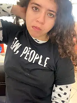 Lucy YupiSweet online show from 11/16/25, 05:07