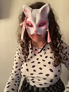 Lucy YupiSweet online show from 02/02/26, 05:00