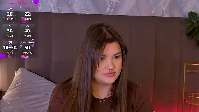 EmilyHyde online show from 02/25/26, 06:56