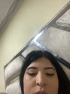 Vliacoooper2 online show from 03/06/26, 04:25