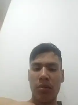 Snapshot of iRusx chatting on 10/23/25, 07:45 iRusx online show from 10/23/25, 07:45