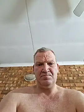 wallacelegend online show from 10/29/25, 05:31