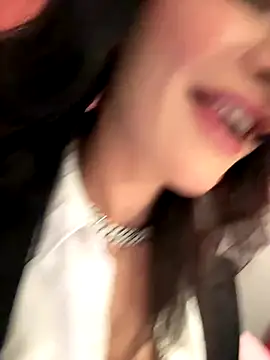 Snapshot of Ofcourseoneday chatting on 10/04/25, 02:37 Ofcourseoneday online show from 10/04/25, 02:37