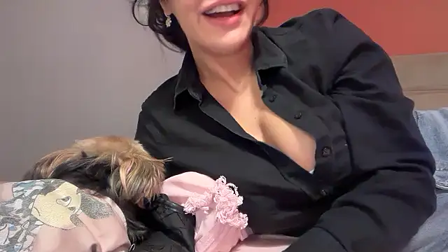 Snapshot of Ofcourseoneday chatting on 10/14/25, 08:26 Ofcourseoneday online show from 10/14/25, 08:26