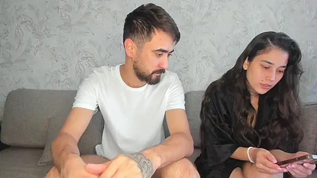 Snapshot of sophywhisper chatting on 09/22/25, 06:37 sophywhisper online show from 09/22/25, 06:37