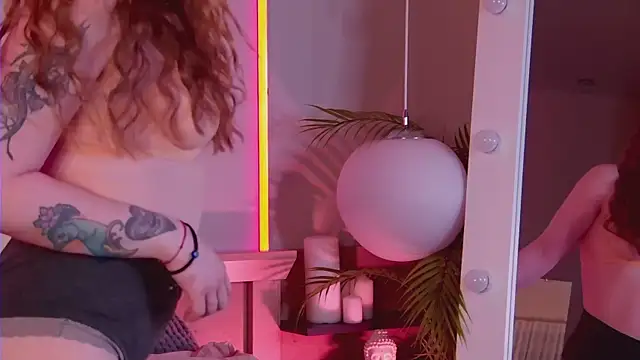 Snapshot of MiaEuphoria_ chatting on 02/09/26, 04:05 MiaEuphoria online show from 02/09/26, 04:05