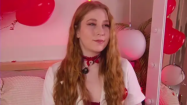 Snapshot of MiaEuphoria_ chatting on 02/15/26, 04:09 MiaEuphoria online show from 02/15/26, 04:09