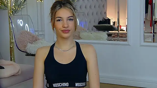 KimmDaviss online show from 05/14/26, 08:21