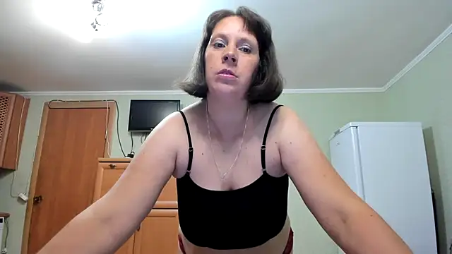 KATTYWARM  online show from 09/29/25, 10:47