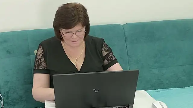 Sandra Sunrise online show from 11/23/25, 09:53