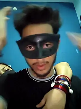 Snapshot of SassyWildCouple chatting on 09/11/25, 04:07 SassyWildCouple online show from 09/11/25, 04:07