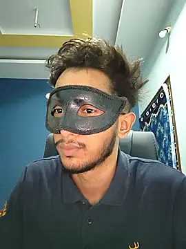 Snapshot of SassyWildCouple chatting on 09/24/25, 05:05 SassyWildCouple online show from 09/24/25, 05:05