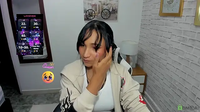 salome rojas  online show from 04/13/26, 06:35