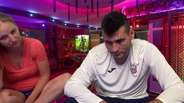 hornycouplefuck12 online show from 10/16/25, 09:38