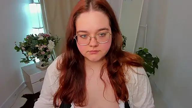 Neko Moor online show from 09/10/25, 09:26