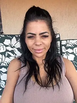 VanesaCharm online show from 10/17/25, 10:07