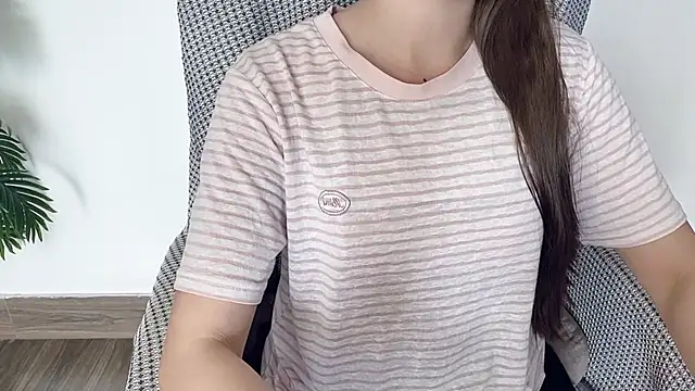 LiLi Sweetie online show from 10/27/25, 04:49