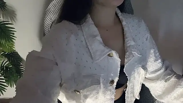 LiLi Sweetie online show from 11/03/25, 02:35