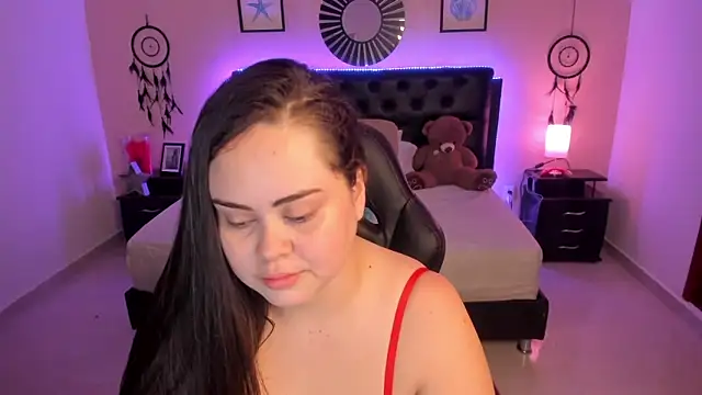 LolaVillalobos online show from 04/09/26, 12:32