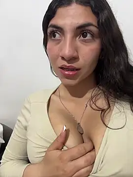 arieel  722 online show from 11/30/25, 03:32