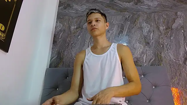 Twinkcock22 online show from 03/25/26, 10:05