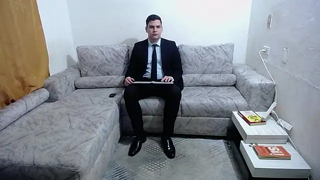 Snapshot of Victor_Maitland chatting on 01/18/26, 03:54 Victor Maitland online show from 01/18/26, 03:54