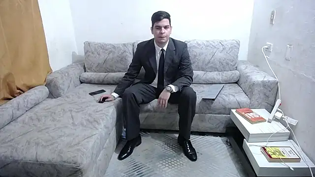 Snapshot of Victor_Maitland chatting on 02/08/26, 03:43 Victor Maitland online show from 02/08/26, 03:43