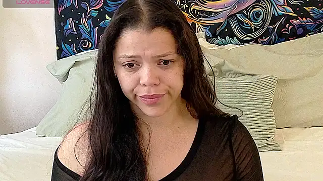 Snapshot of Amanda_sweet chatting on 05/25/26, 01:17 Amanda sweet online show from 05/25/26, 01:17