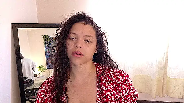 Snapshot of Amanda_sweet chatting on 06/17/26, 02:07 Amanda sweet online show from 06/17/26, 02:07