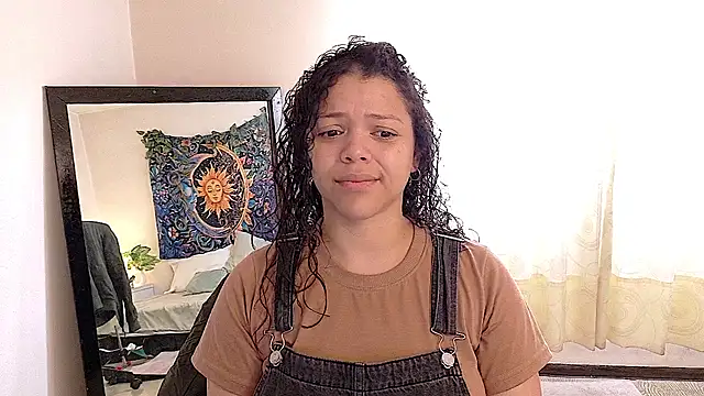 Snapshot of Amanda_sweet chatting on 06/20/26, 02:09 Amanda sweet online show from 06/20/26, 02:09