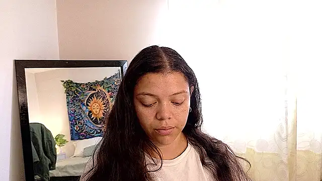Snapshot of Amanda_sweet chatting on 06/25/26, 02:10 Amanda sweet online show from 06/25/26, 02:10