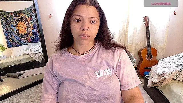 Snapshot of Amanda_sweet chatting on 07/10/26, 01:25 Amanda sweet online show from 07/10/26, 01:25