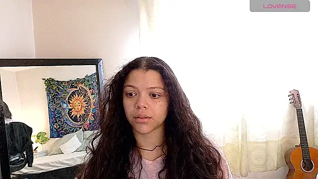 Snapshot of Amanda_sweet chatting on 07/19/26, 01:48 Amanda sweet online show from 07/19/26, 01:48