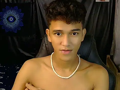 kenbigcockxx online show from 02/20/26, 01:33