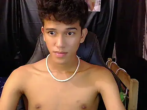 kenbigcockxx online show from 03/12/26, 02:18