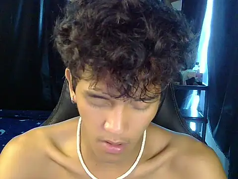 kenbigcockxx online show from 04/12/26, 04:23