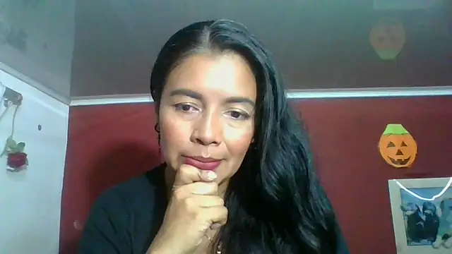 DianaOchoa  online show from 11/11/25, 04:01