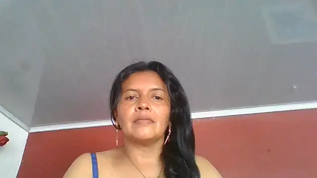 DianaOchoa  online show from 07/06/26, 08:22