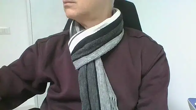 Snapshot of Sensor2000 chatting on 02/12/26, 08:20 Sensor2000 online show from 02/12/26, 08:20