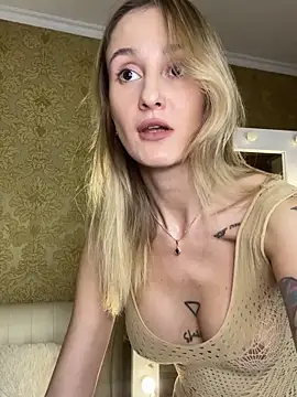 RosieBlossom online show from 10/15/25, 07:25