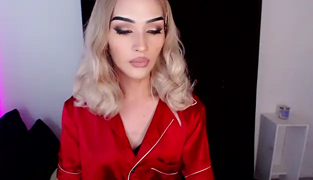 Alicegreenexx online show from 06/17/26, 10:21