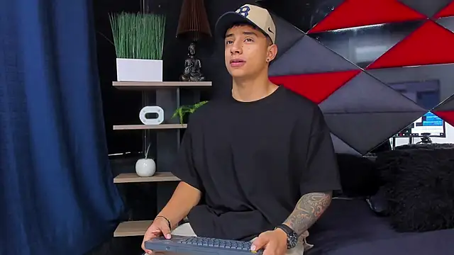 jaze bradley online show from 12/03/25, 11:30