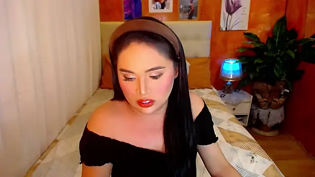 urmidnightcravingsxx online show from 11/29/25, 03:59