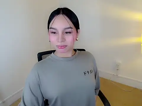 holly tabby online show from 01/14/26, 09:20